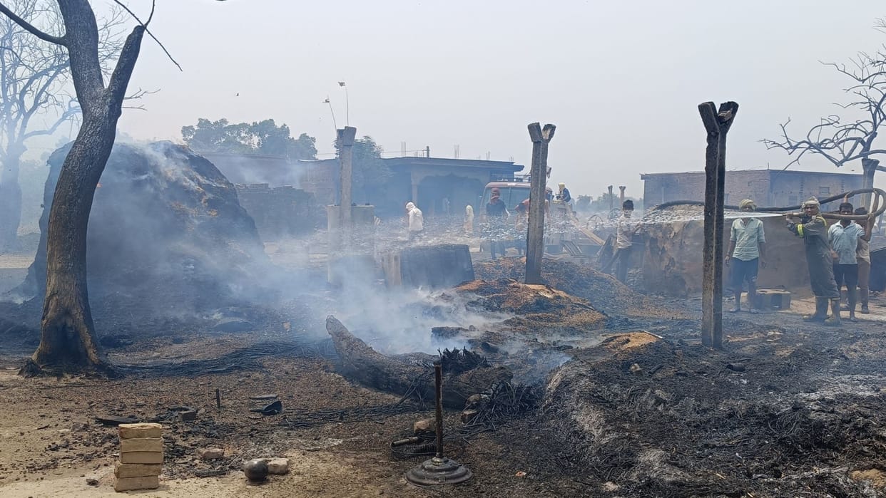 Fire in Ghazipur Four concrete houses many families rendered homeless