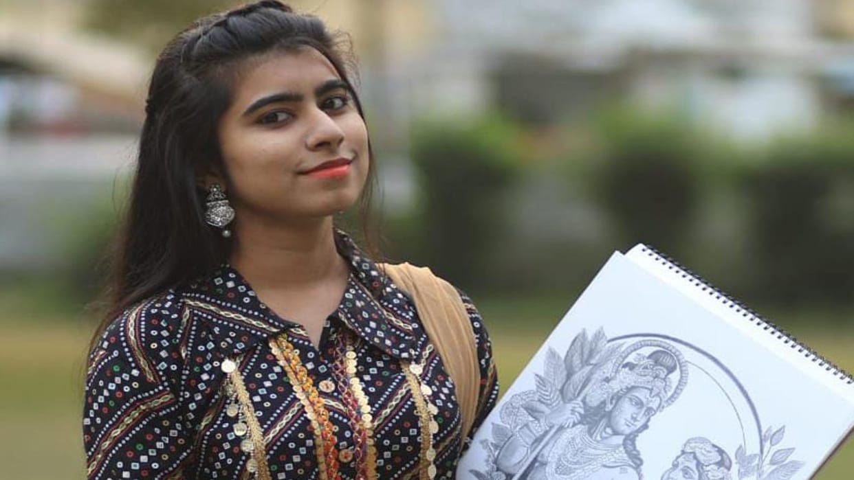 Maihar News Painter Shefali Makes Exact Painting of any thing Know How You Can Order Full Process