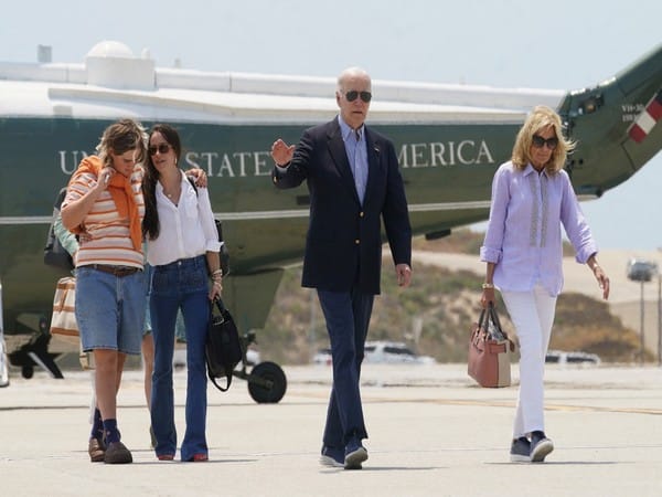 California: President Joe Biden was campaigning, in same city a secret agent's belongings snatched at gunpoint