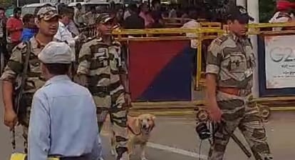 Bihar News : पटना एयरपोर्ट को बम से उड़ाने की मिली धमकी, सुरक्षाकर्मी चला रहे सर्च ऑपरेशन Bihar News: Threat to bomb Patna airport, security personnel, Patna Police, search operation, email