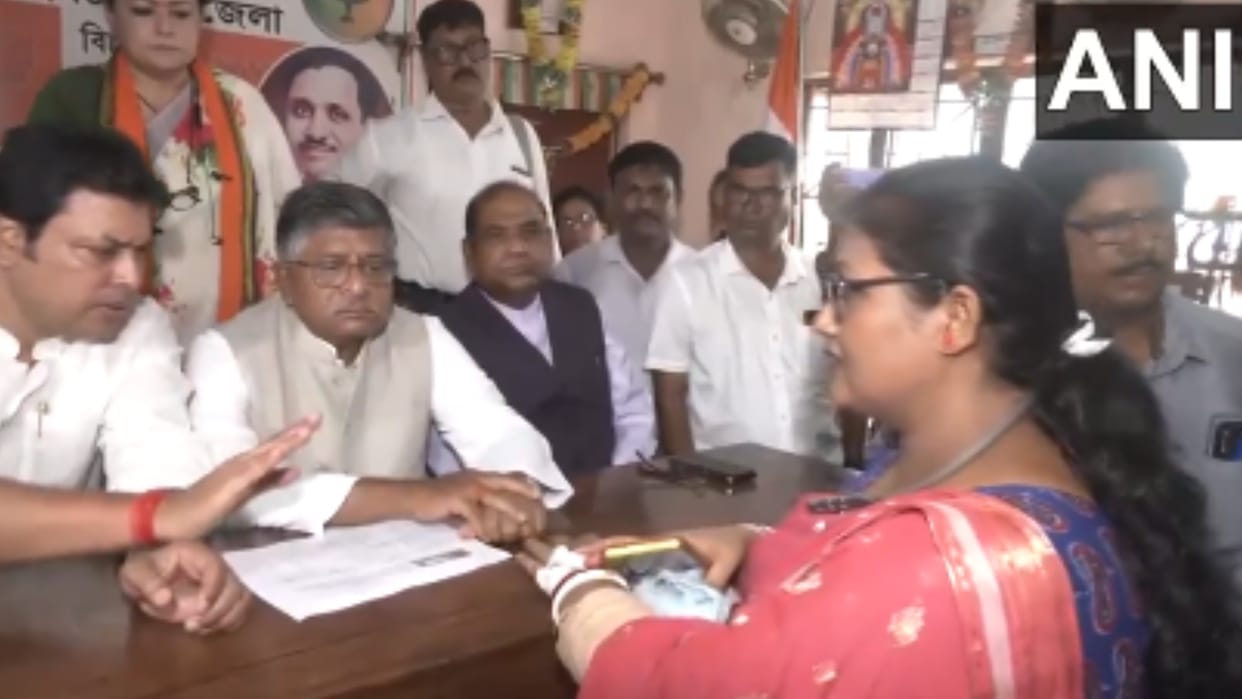 BJP fact finding committee meet post-poll violence victims and listen to their grievances in bengal