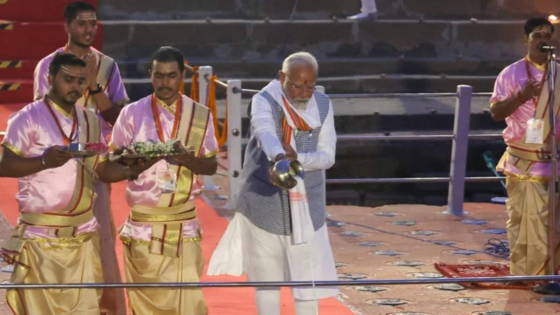 PM Modi varanasi visit PM Narendra Modi Attend Ganga Aarti at Dashashwamedh Ghat for 5th time