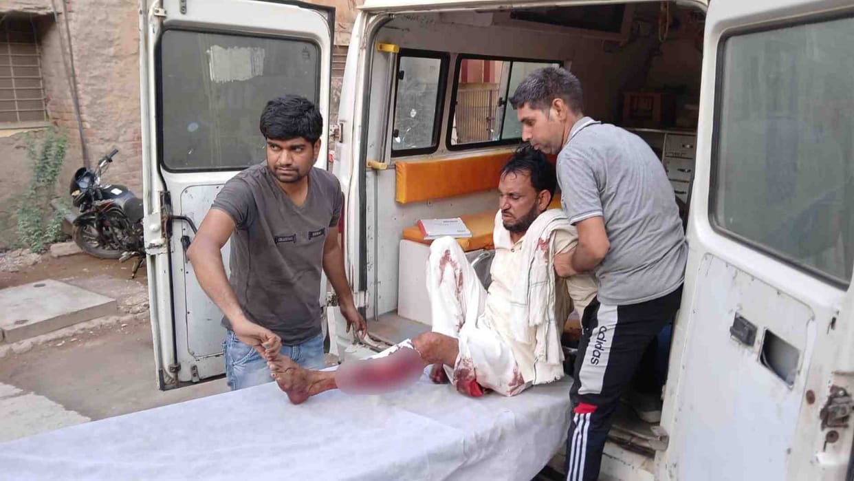 Bharatpur News: Pahari police station arrested the rewarded cow smuggler