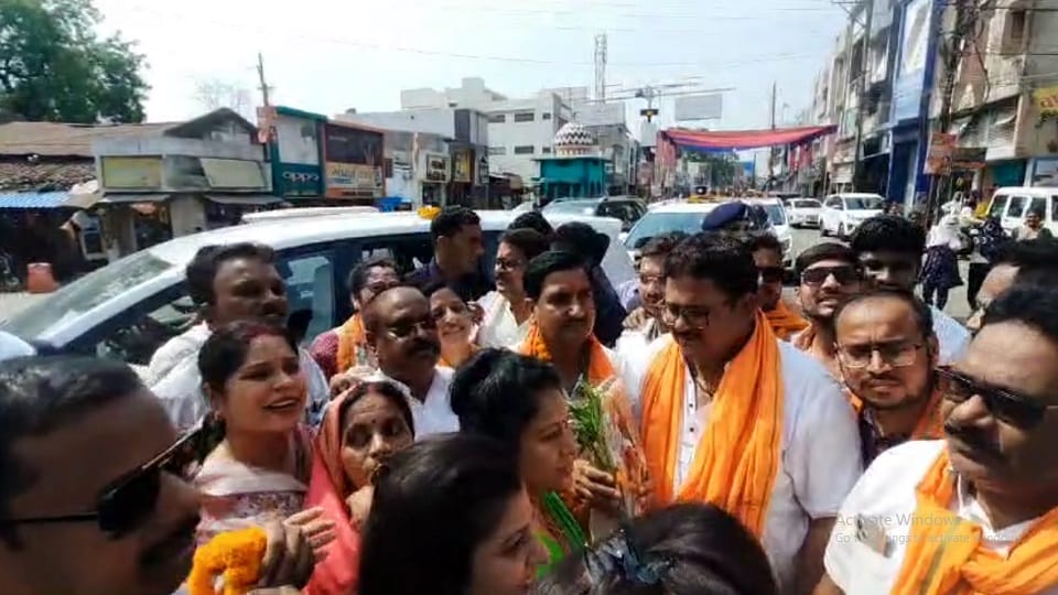 केन्द्रीय मंत्री तोखन साहू