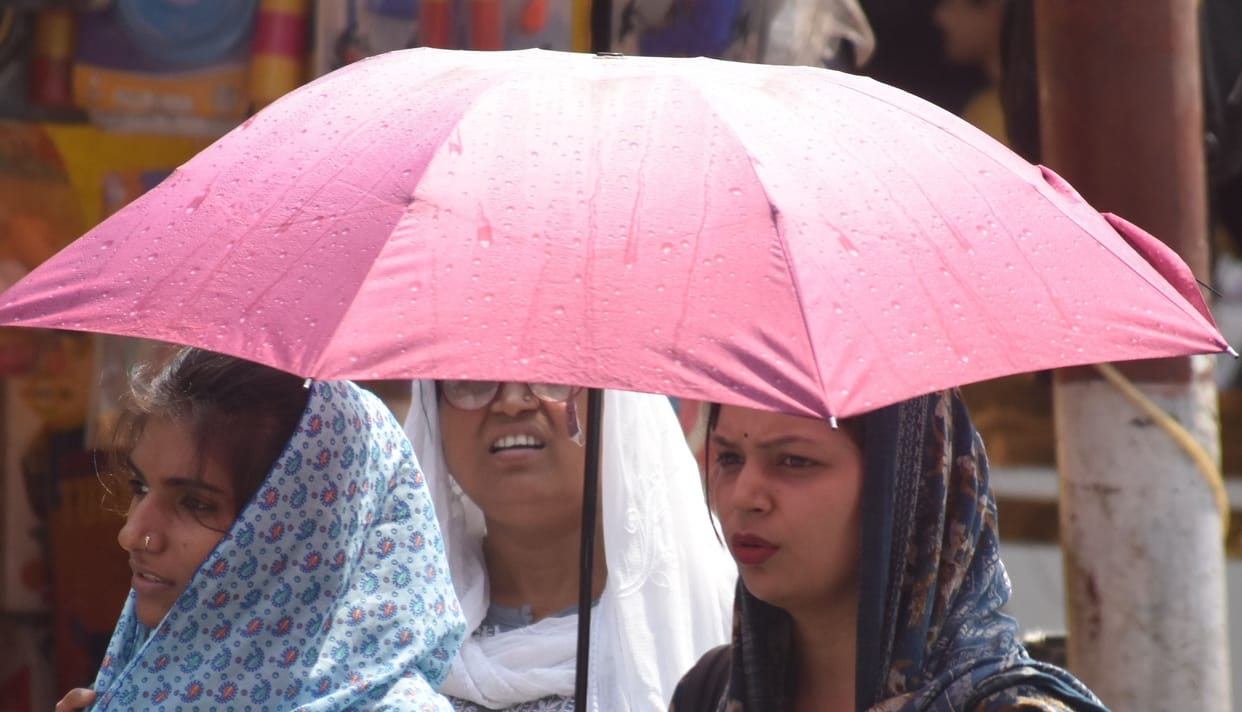 Kanpurs temperature reached 47.4 degrees, 26 people died, temperature may fall after 19th