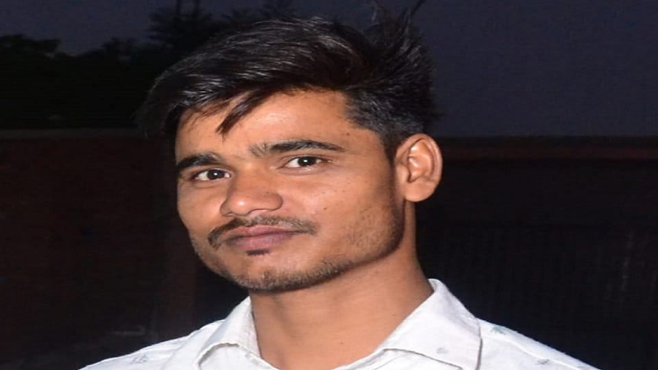 body of Bunty who drowned in Raj Ghat was found
