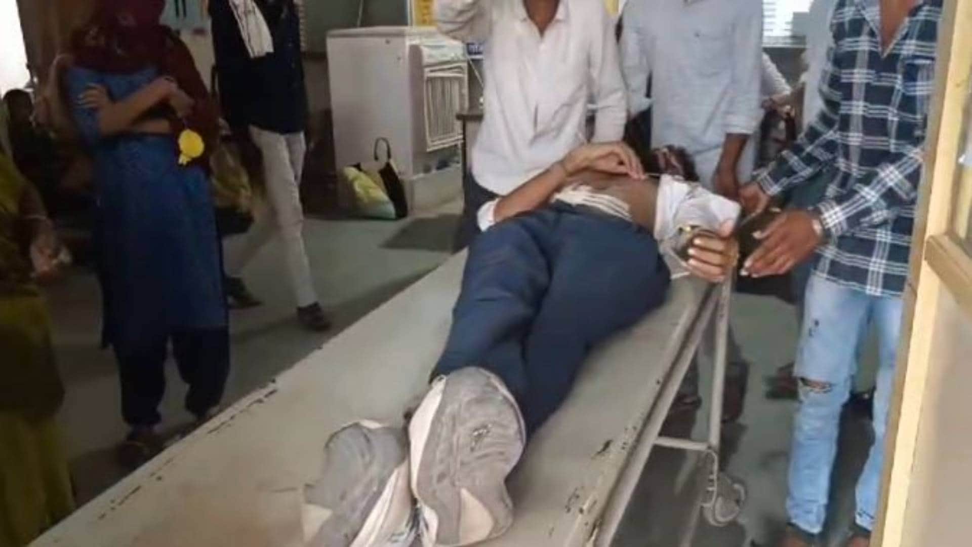 घायल टोलकर्मी