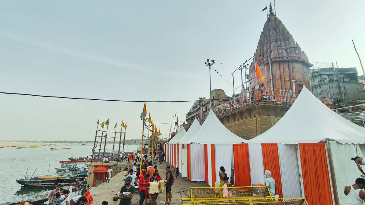 PM Modi varanasi visit Roof top force monitor the route police deployed plain clothes