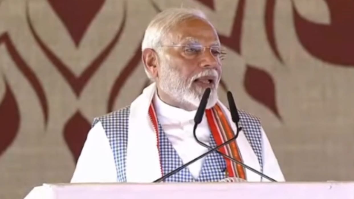 Varanasi: PM Modi said - There should be some Indian product on every dining table across the world.