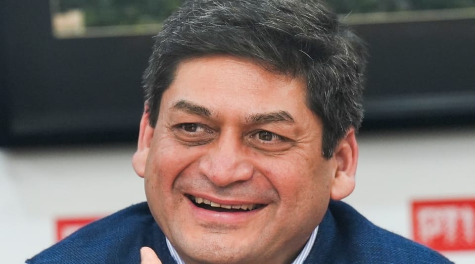 Essar Group is moving forward in unity amidst the feuds among business houses