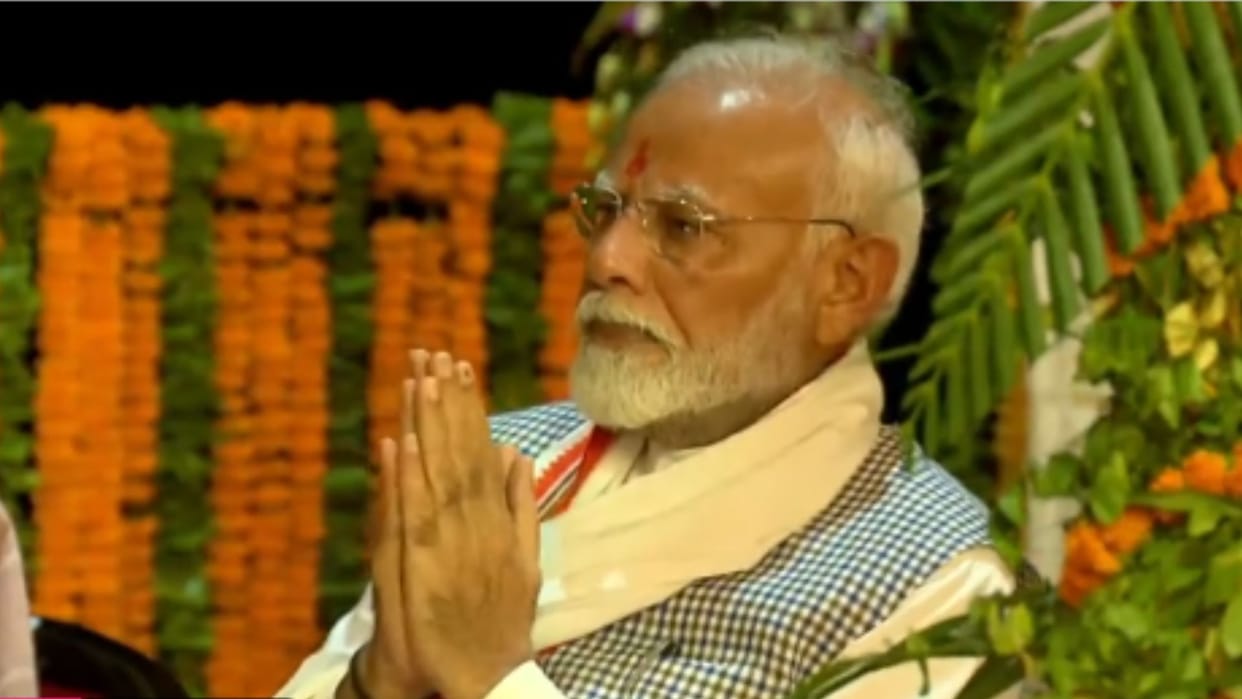 PM Modi Varanasi Visit three-tier security roof top force deployed meeting of officials held