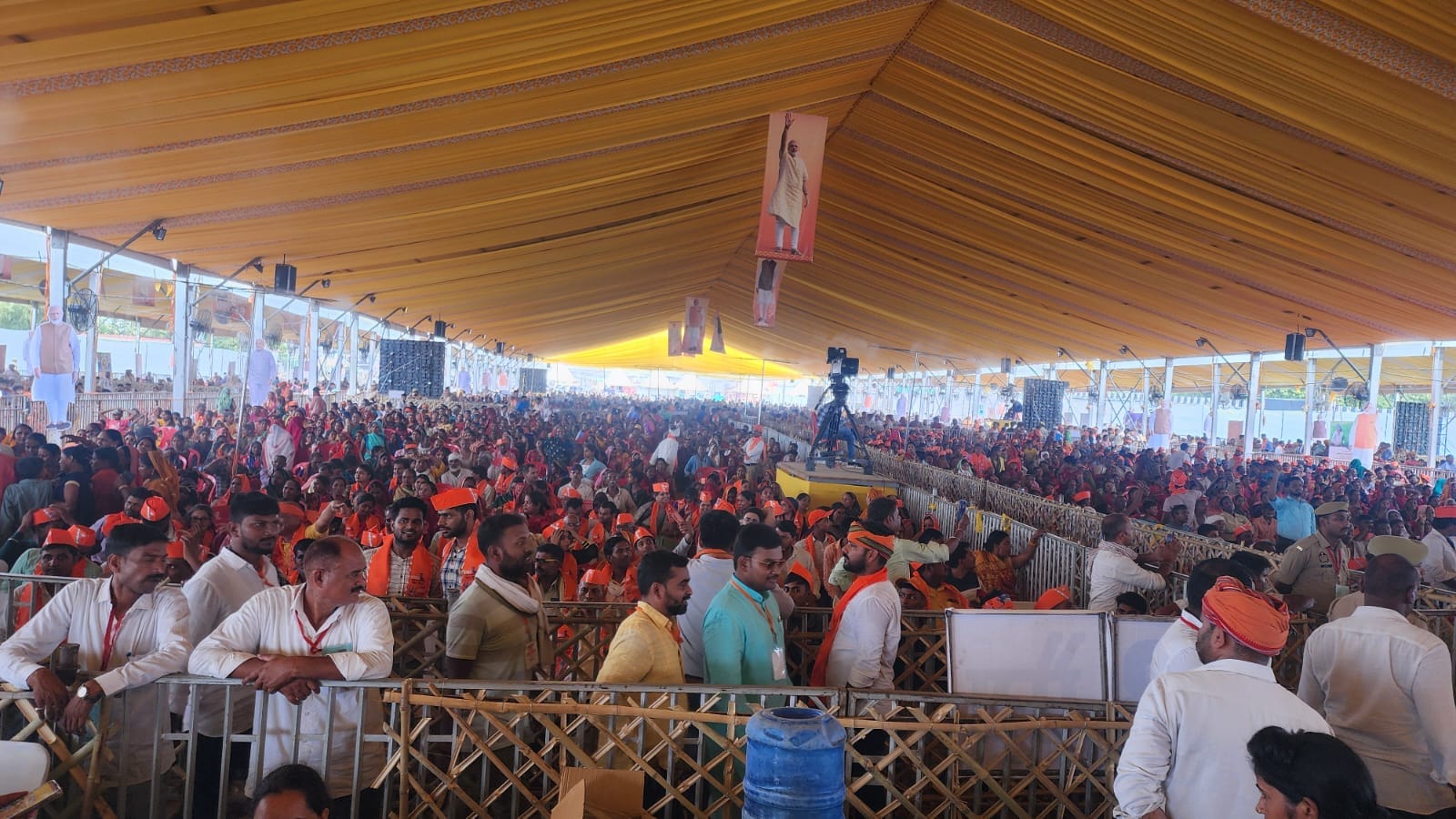 PM Modi in Varanasi PM Narendra Modi Grand Welcome See Latest Photos Today