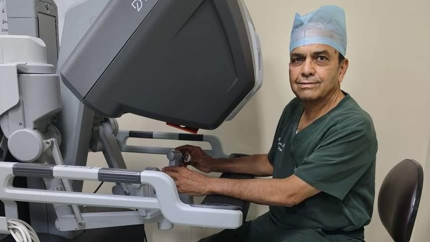 intestine hernia gallbladder lungs liver robotic surgery in india mp indore news