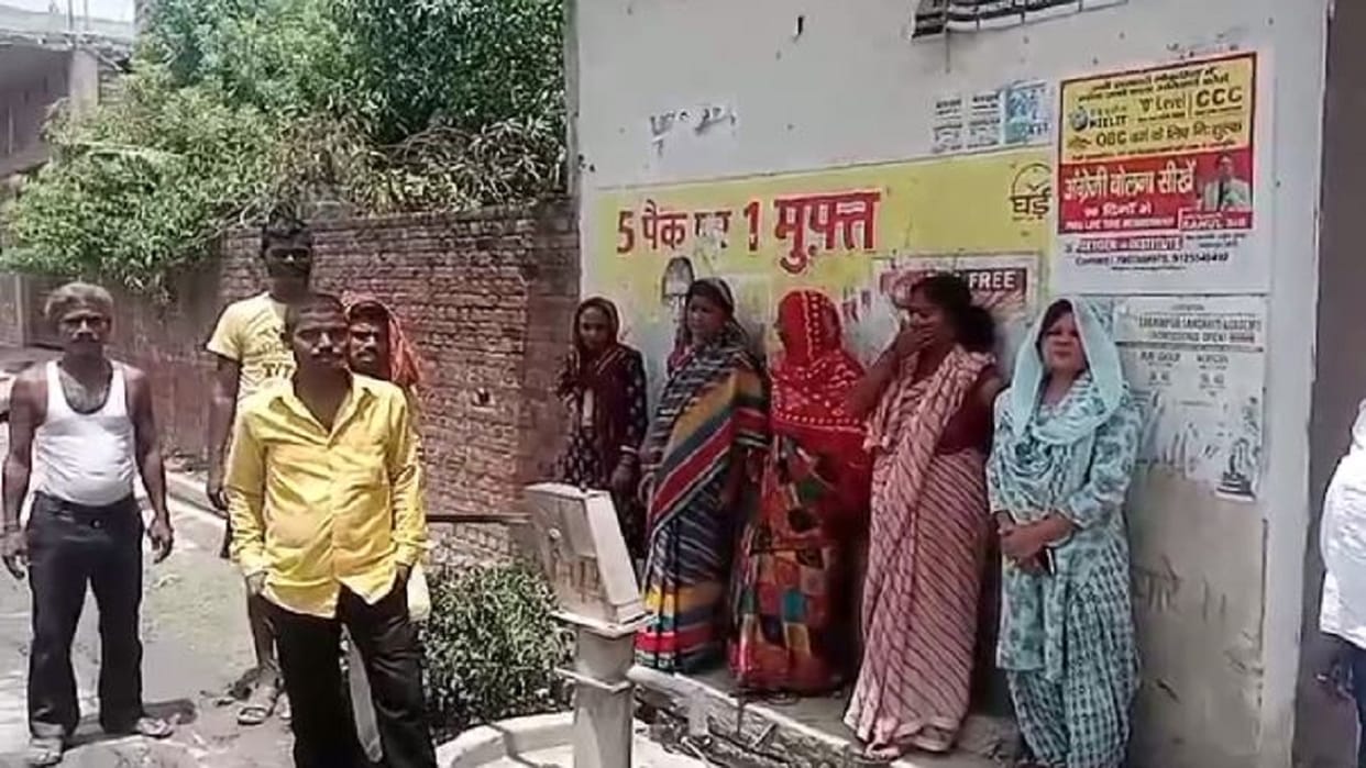 two hundred families facing water problem in this scorching heat in Lakhimpur