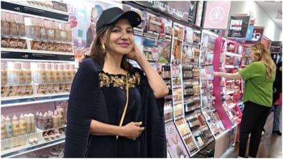 Alka Yagnik Birthday Singer Hit Songs World Records Career And Life Facts