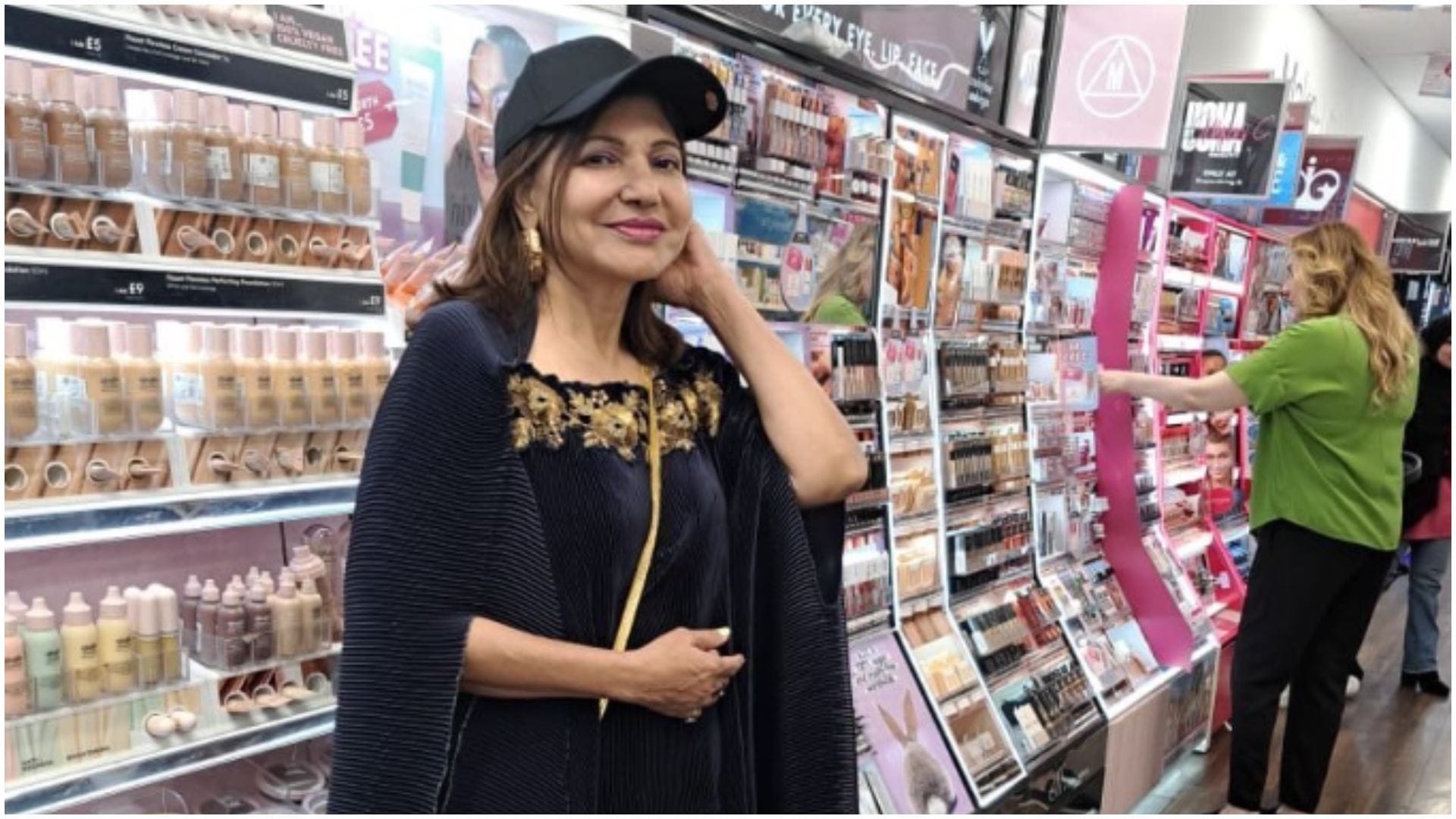 Alka Yagnik Birthday Special love life marriage life and career