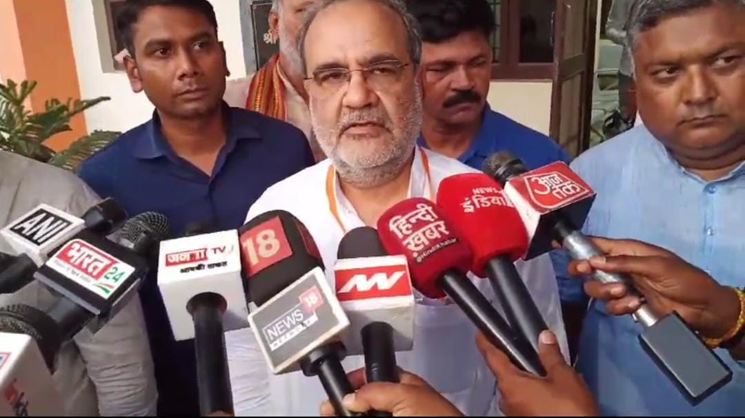 BJP reviewed the meeting about defeat on Faizabad Loksabha seat.