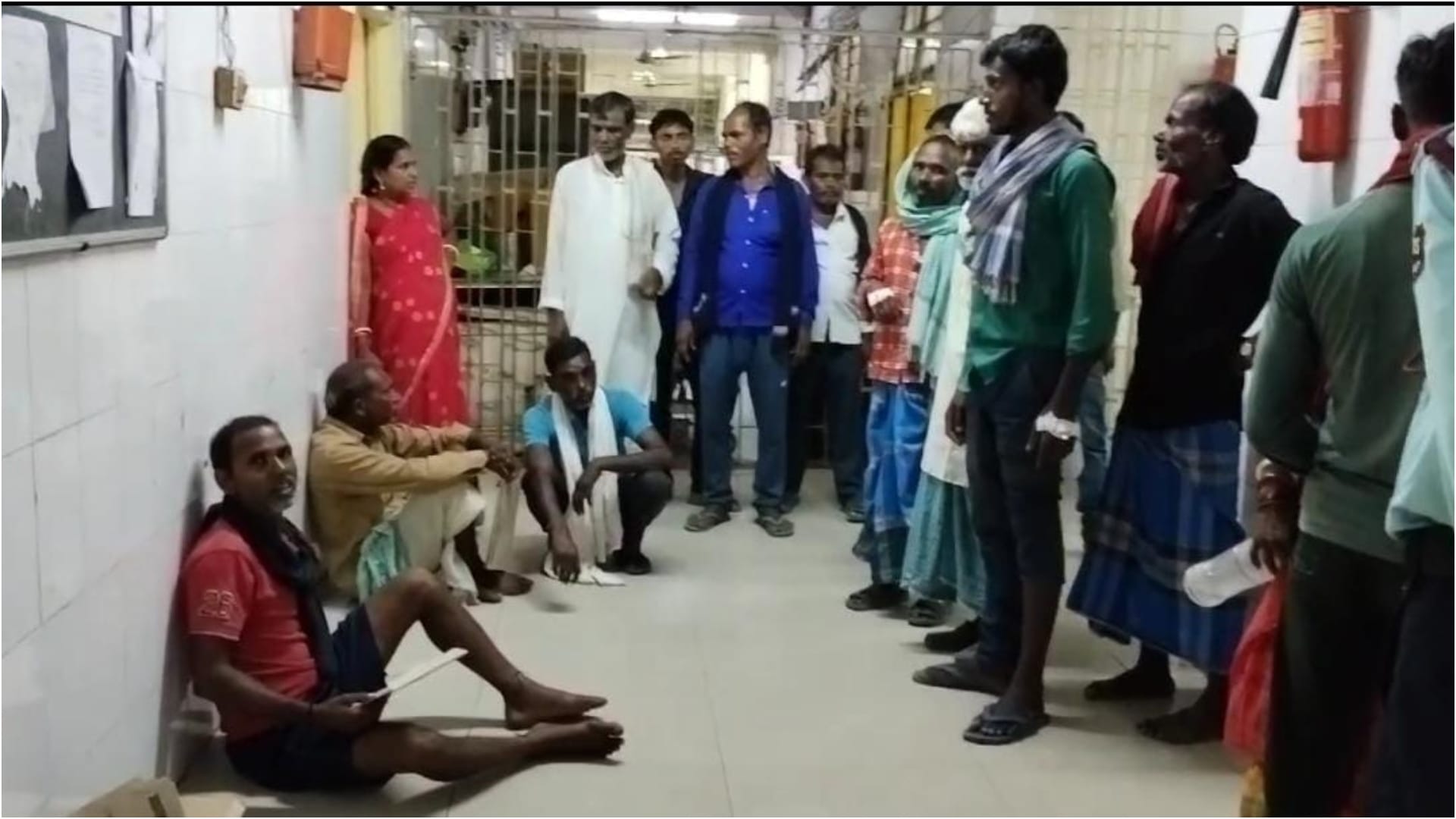 अस्पताल पहुंचे घायल लोग
