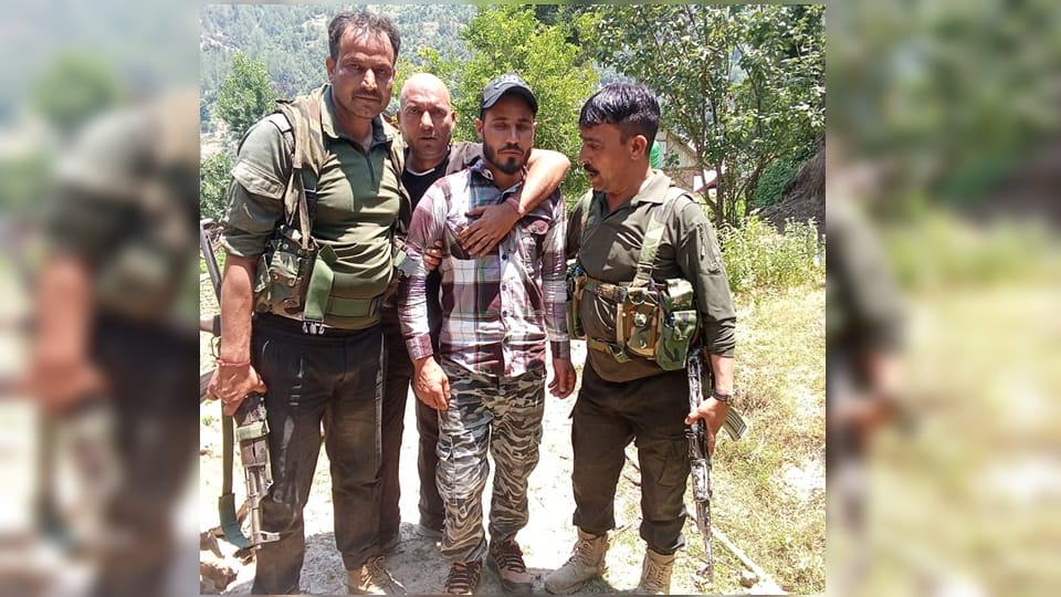 doda : Mohd Rafi sanached AK 47 rifle from spo caught in Jungle area by sog