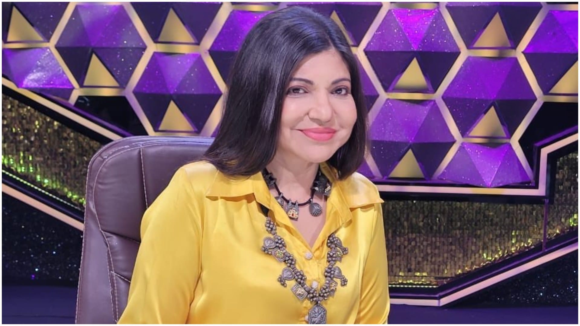 alka yagnik Sensorineural Hearing Loss Loud noise can cause permanent hearing damage