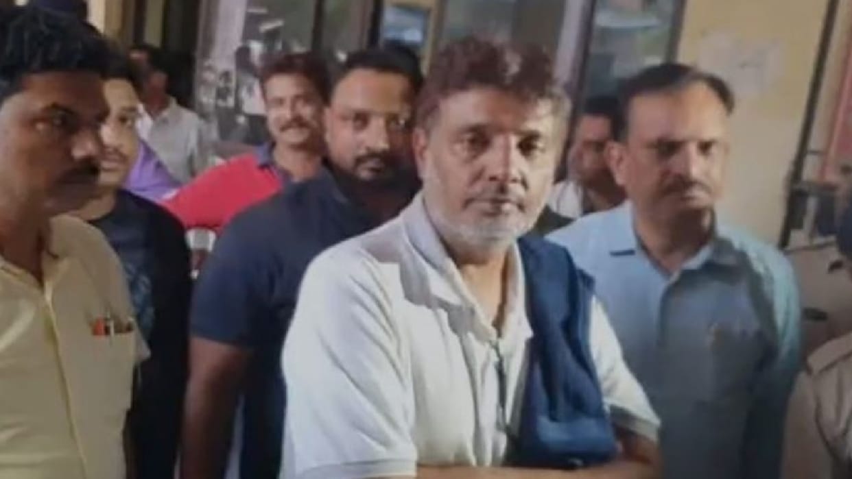 CG liquor Scam: UP STF arrested Anwar Dhebar in fake hologram case