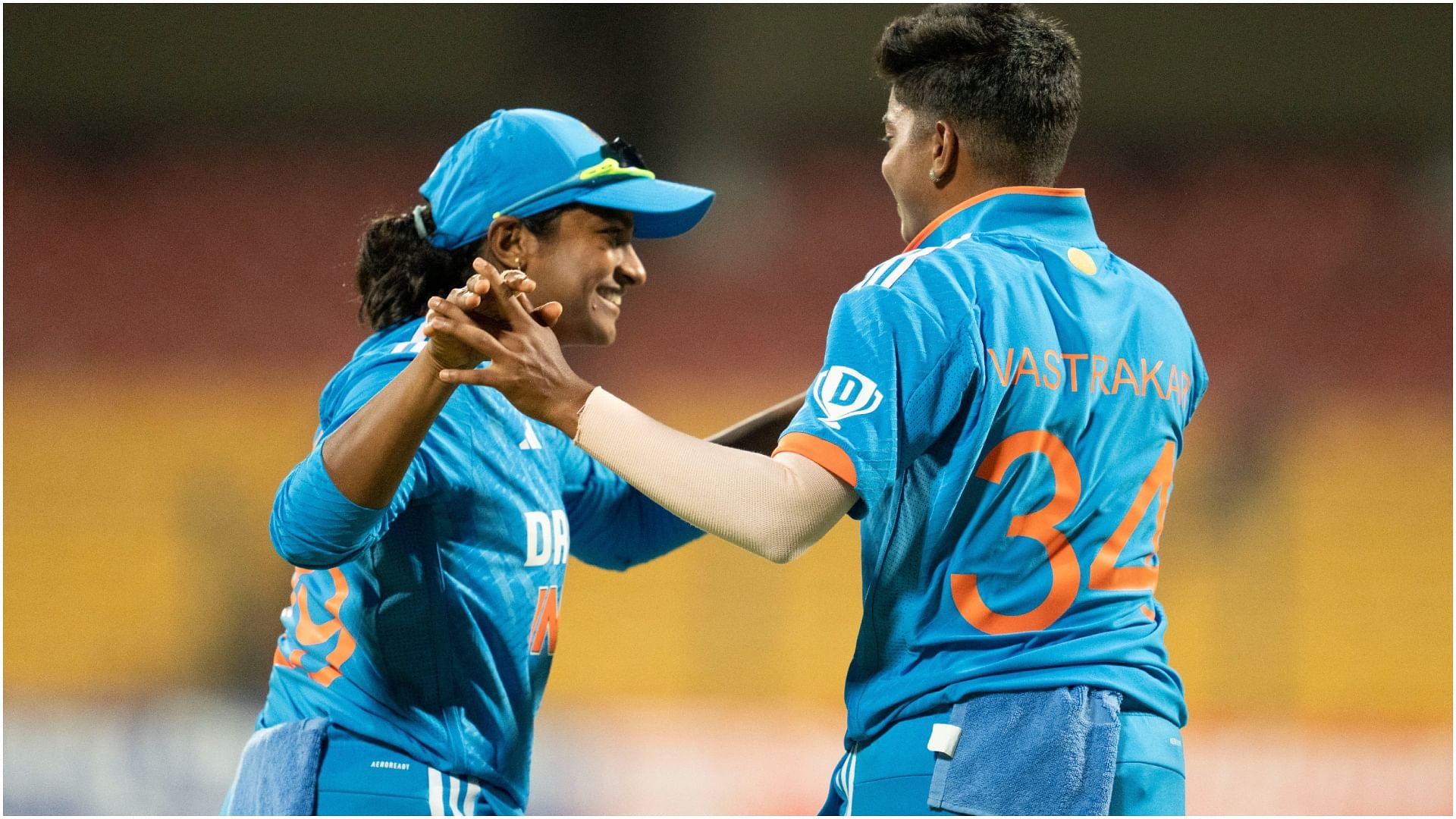 India Women Vs South Africa Women, 2nd Odi Live Score, Smriti Mandhana ...