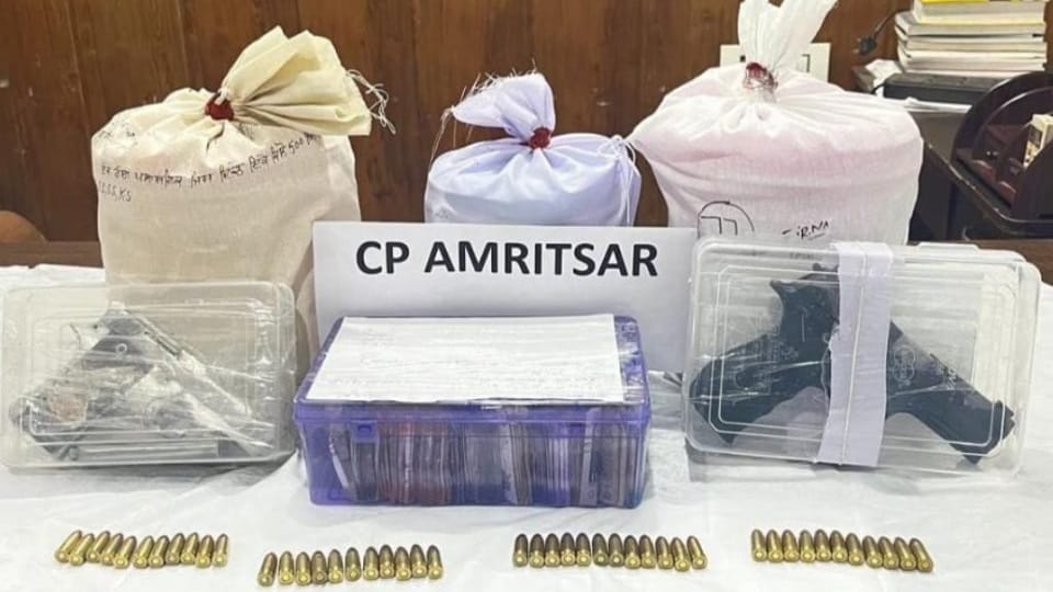 Amritsar Commissionerate Police busts trans-border illegal arms racket with an arrest of eight accused