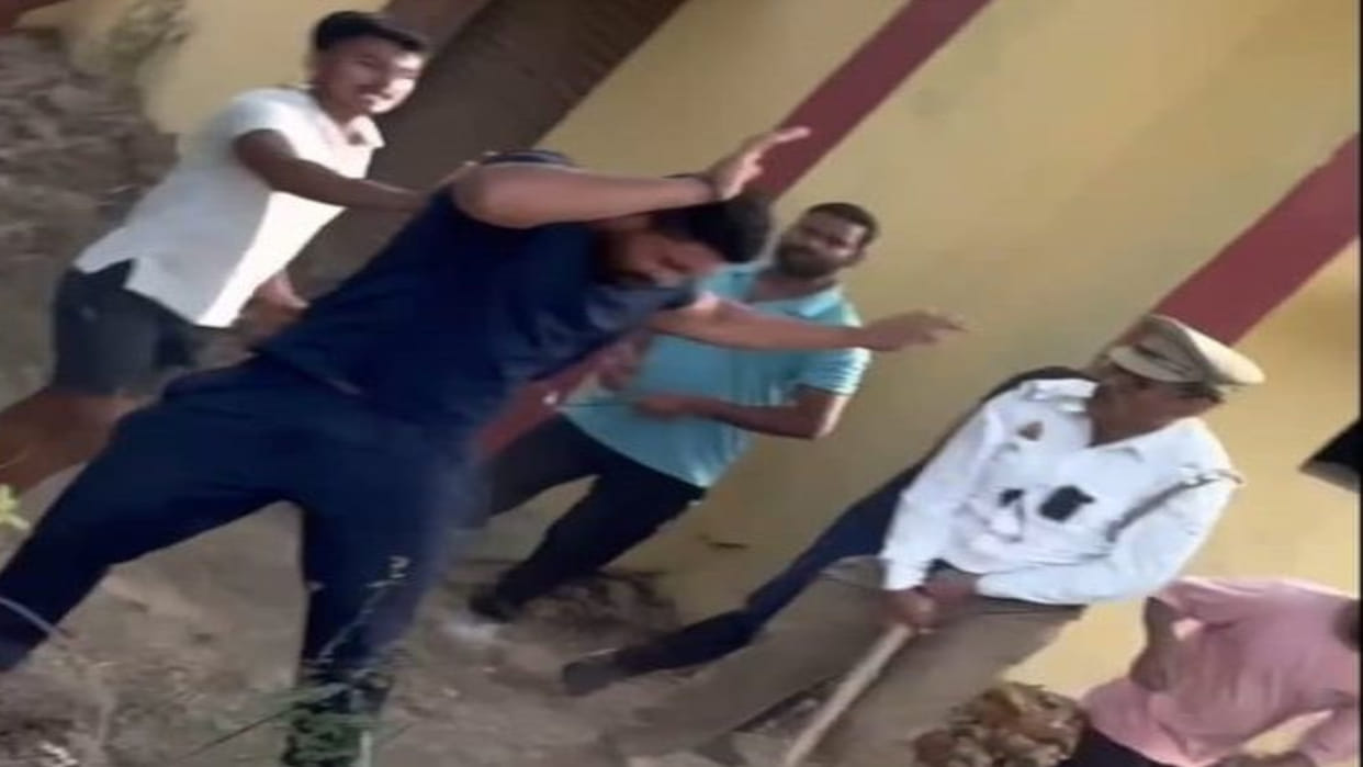 In Gorakhpur,  TSI beats coach in regional stadium, video goes viral