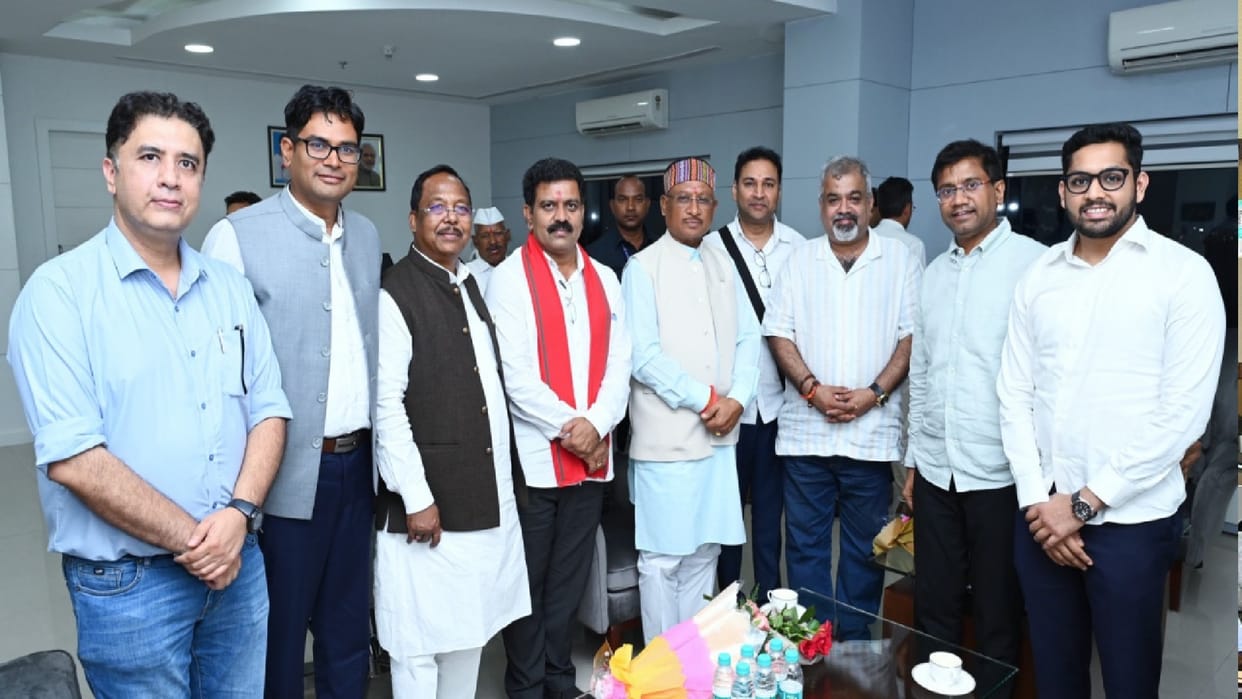 CG News: Investors met Chief Minister Vishnudev Sai, showed interest in investing in the state