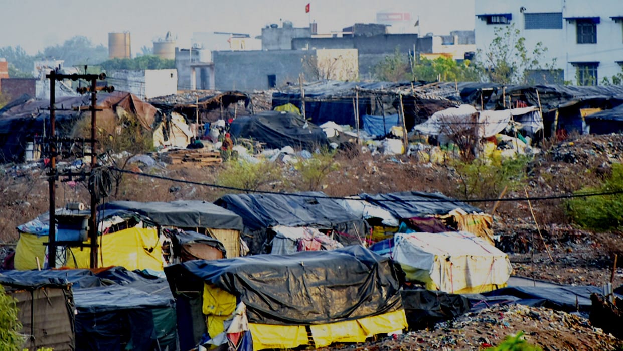 Performance of Meerut Municipal Corporation: Garbage disposal is happening on paper, people are living in huts