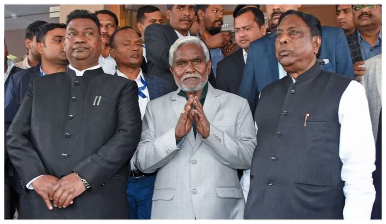 Ex-Jharkhand CM Champai Soren takes oath as minister in Hemant Soren govt Latest News Update