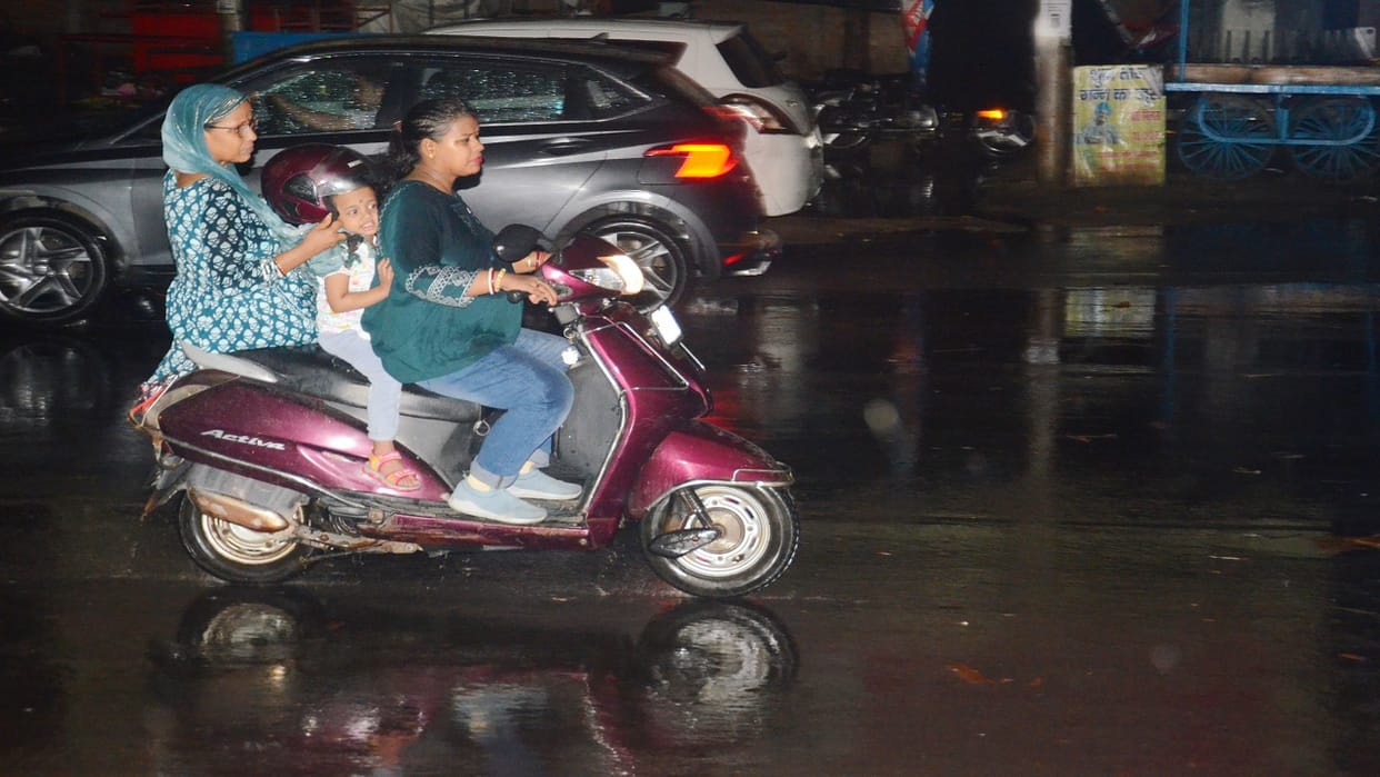 Weather updates pre-monsoon begins with thunderstorm and rain in Bareilly
