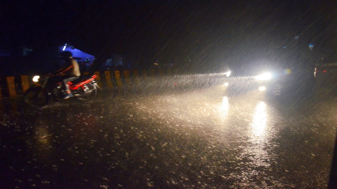 Weather updates pre-monsoon begins with thunderstorm and rain in Bareilly