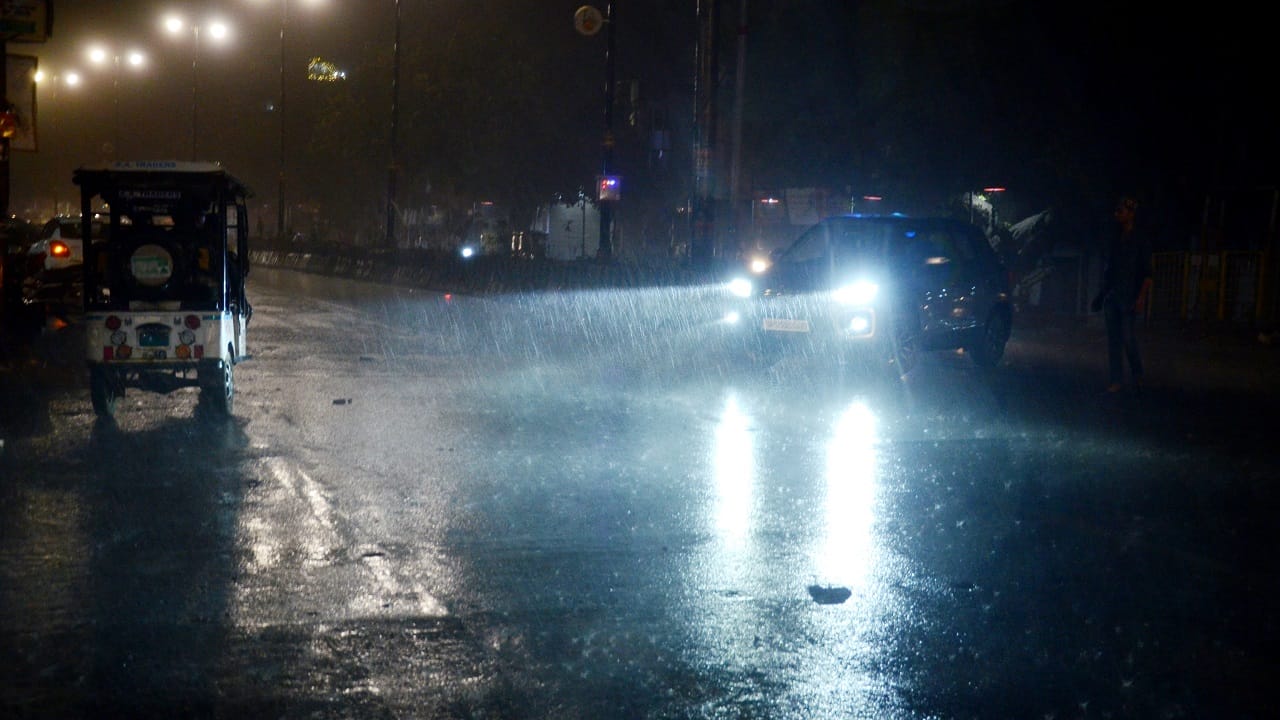 Weather updates pre-monsoon begins with thunderstorm and rain in Bareilly