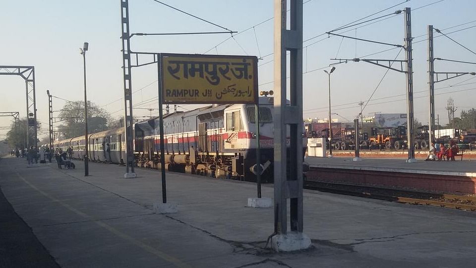 Rampur: Clerk molested girl night railway station, accused was drunk, GRP did not take action