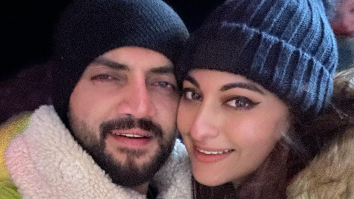 Sonakshi sinha Zaheer Iqbal Wedding Shatrughan Sinha reacted on rumors said khamosh
