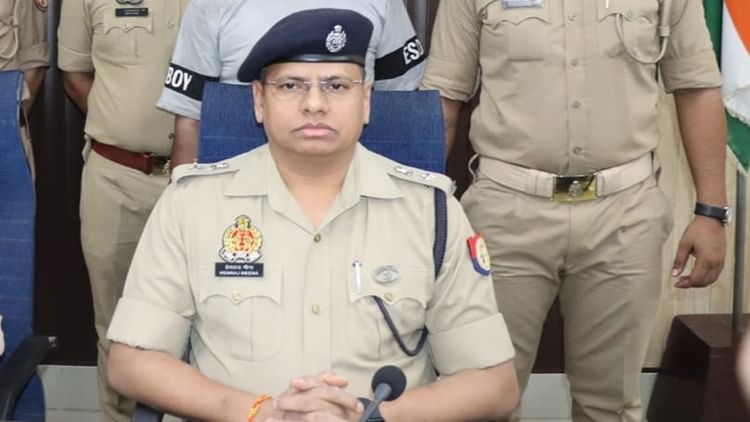 Moradabad: एसएसपी ने चोरी रोकने में नाकाम थाना प्रभारी और सीओ हटाए,  वारदातों का नहीं कर पाए थे खुलासा