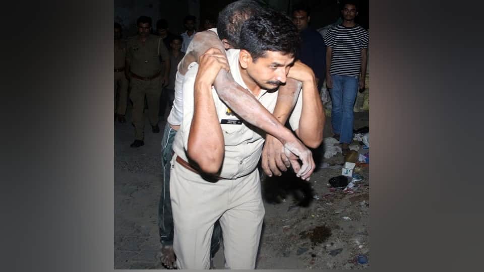 Aligarh incident Full story Chaos after death of a youth due to beating clash between both sides