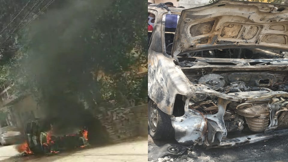 Fire broke out in parked WagonR