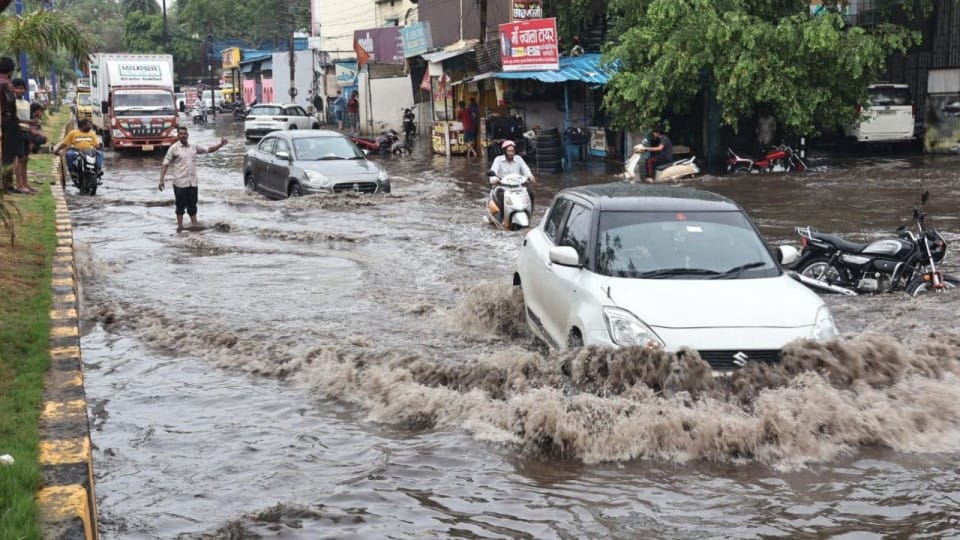 Monsoon Weather rain imd forecast temperature update indore news