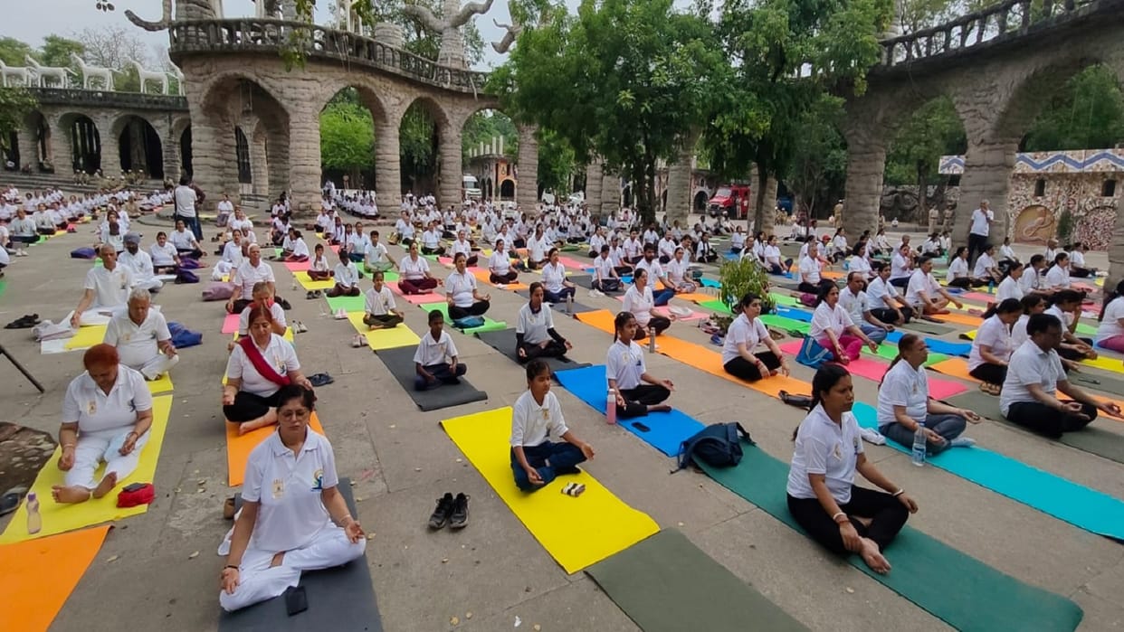 Yoga Day celebrated in Chandigarh: Record made in PGI, administrator told the importance of yoga