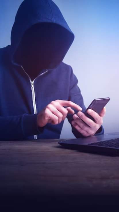 Fraudsters kept Mumbai businessman under digital arrest overnight and fudged 53 lakhs