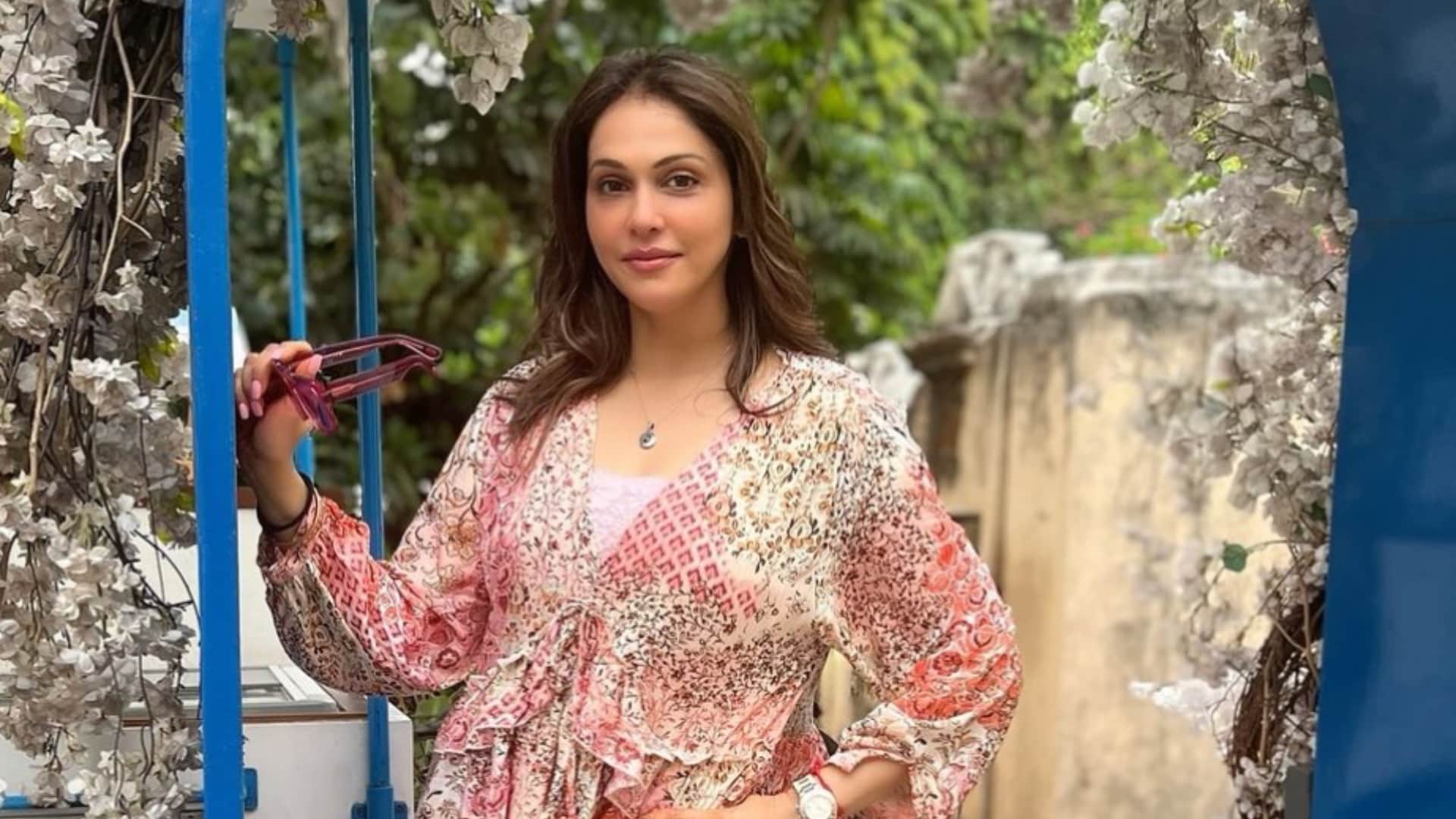 Isha Koppikar on Ageism request people Do not Make Aging An Insult watch video
