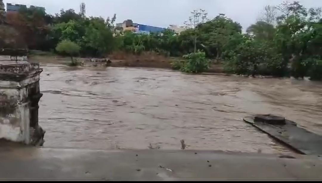 Sehore Weather Update Today: Heavy Rain in Sehore Madhya Pradesh Rivers And Drains Overflowed