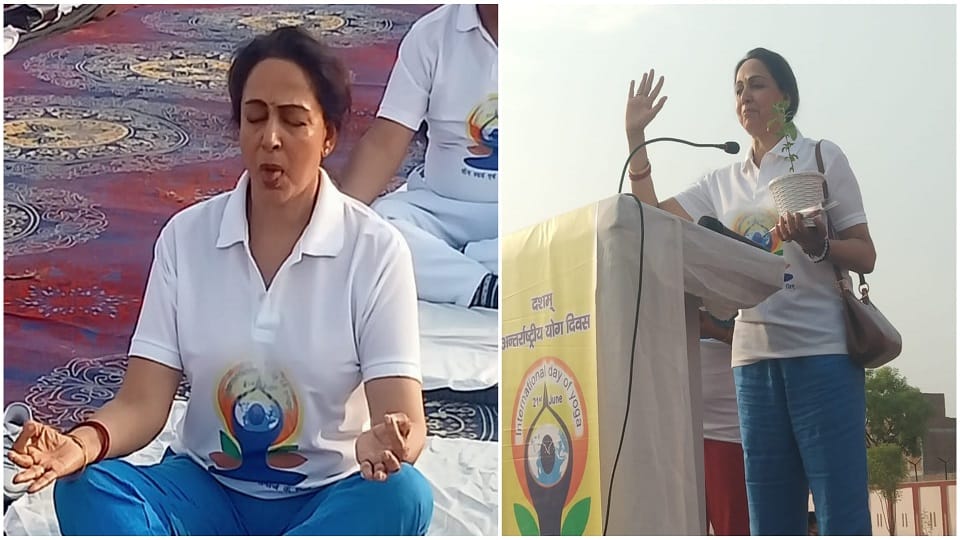 International Yoga Day 2024 Hema Malini did yoga keep herself fit