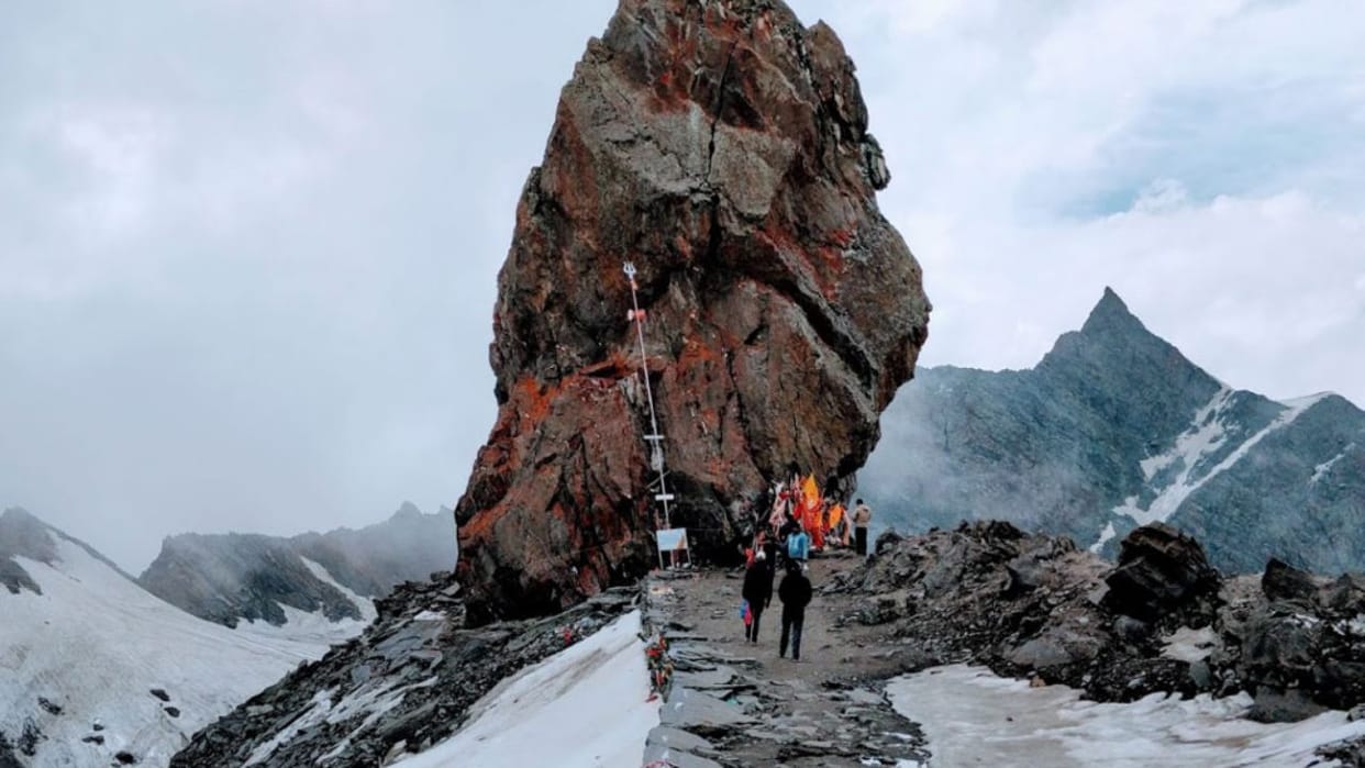 Shrikhand Mahadev Yatra 6023 devotees left 5781 men and 242 women registered in seven days