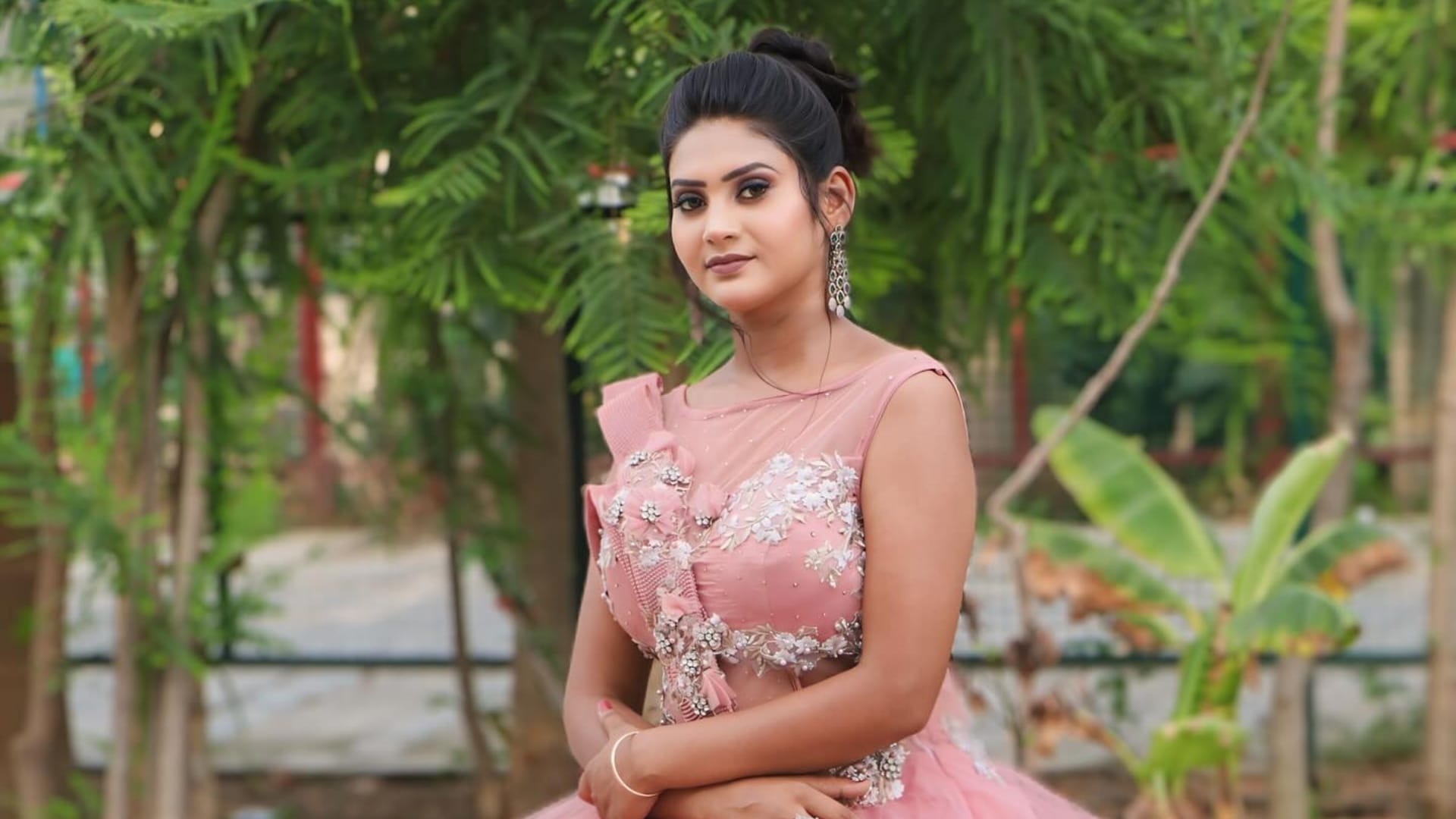 Bigg Boss OTT 3 Shivani Kumari was seen falling sick after Ranvir Shorey Rude Behaviour in a recent episode