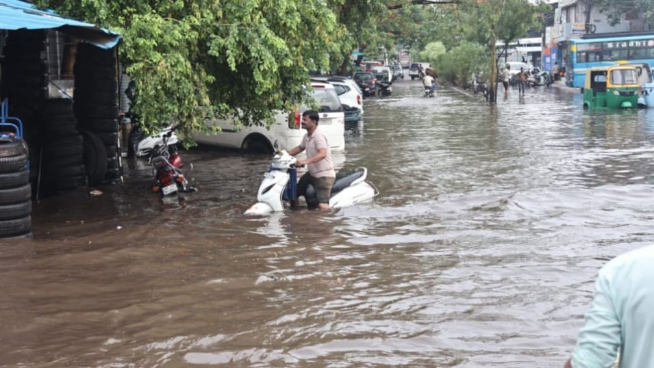 Monsoon Weather rain imd forecast temperature update indore news