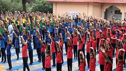 World Yoga Day: people practiced yoga in Himachal, main event held on Shimla Ridge, see photos