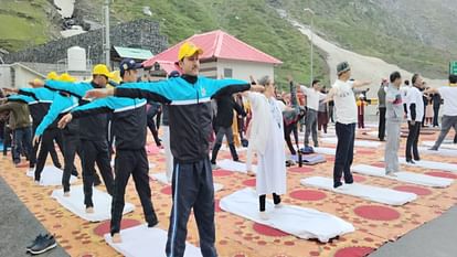 World Yoga Day: people practiced yoga in Himachal, main event held on Shimla Ridge, see photos